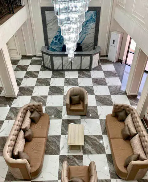 Фотогалерея санатория Комфорт Сарыагаш. Холл Фотогалерея санатория Комфорт Сарыагаш. Холл